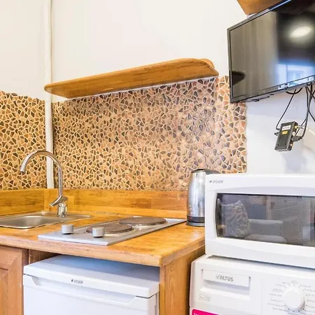 Lejlighed Bright 1 Bedroom Flat W/Ac In Cihangir