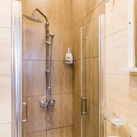 Bright 1 Bedroom Flat W/Ac In Cihangir