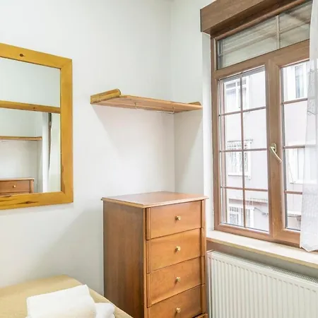 Bright 1 Bedroom Flat W/Ac In Cihangir Apartamento